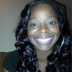 Meet your Posher, Elisha